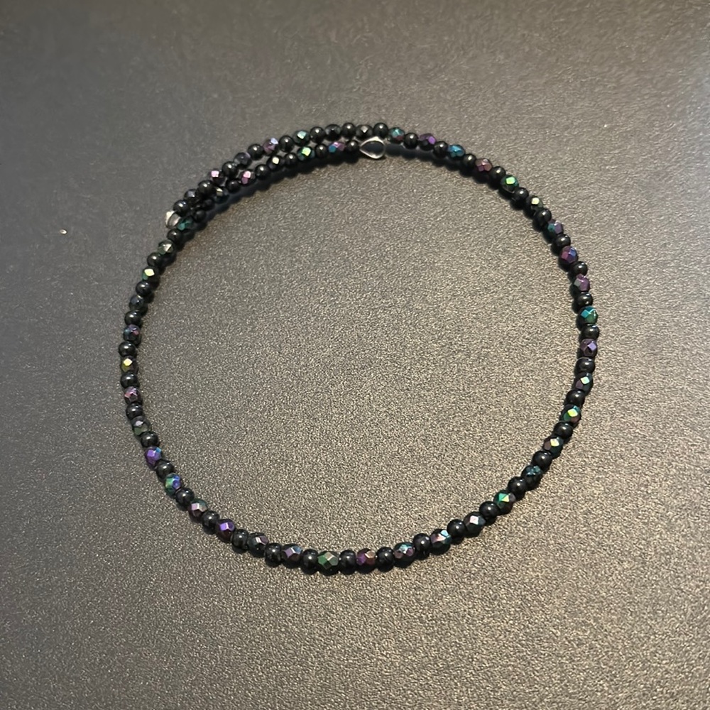 Wire beaded choker for any neck size